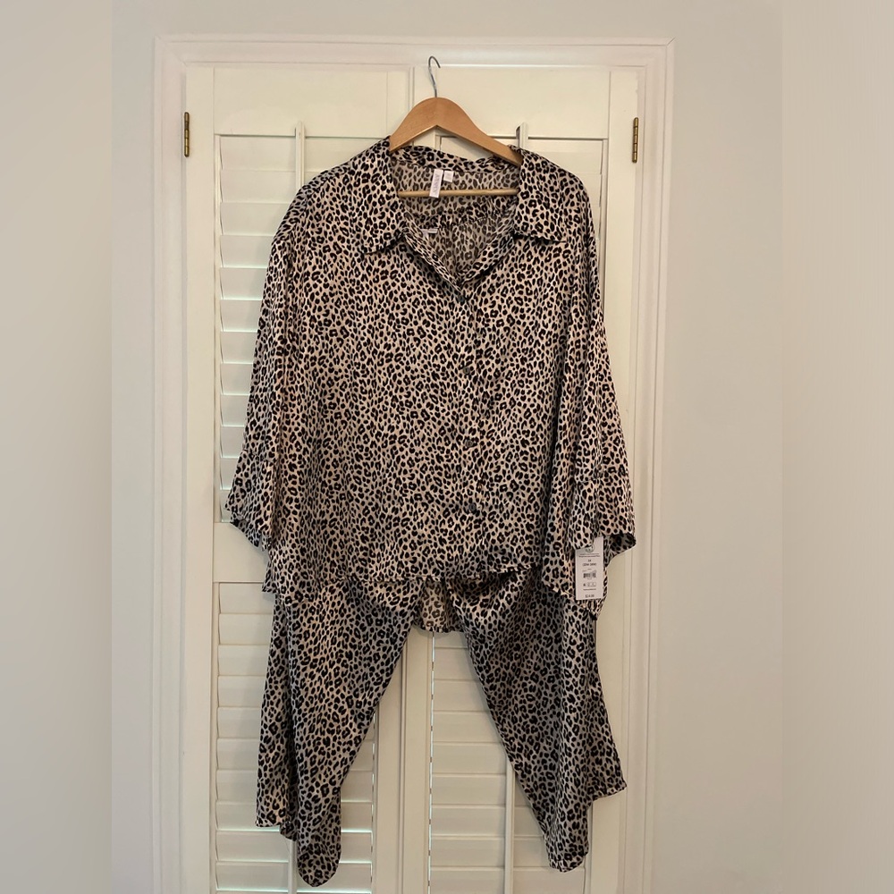 NWT, Animal print silk pajamas, 3x/22
